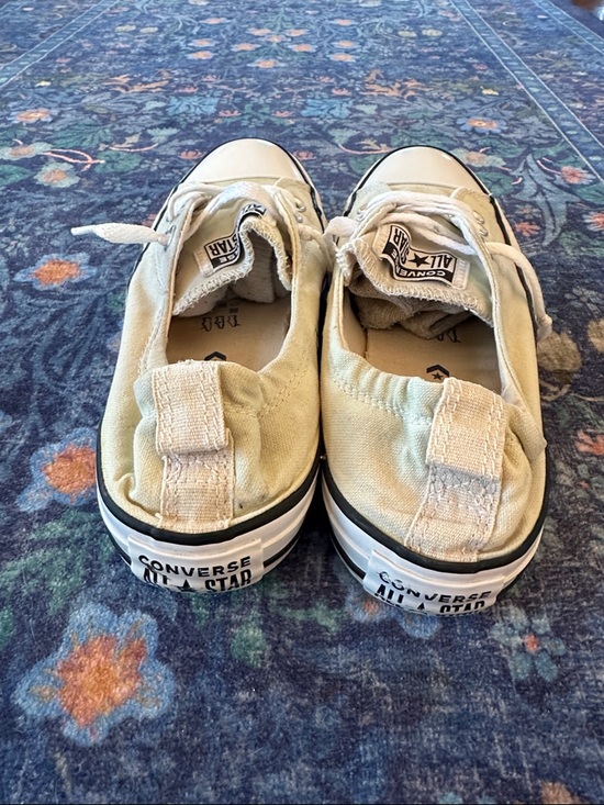 Converse Low Top Sneakers in gray/cream and Black Trim size 9 - Picture 4 of 8